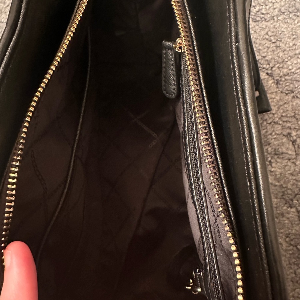 Michael Kors Black Crossbody Bag NWOT - Picture 4 of 4